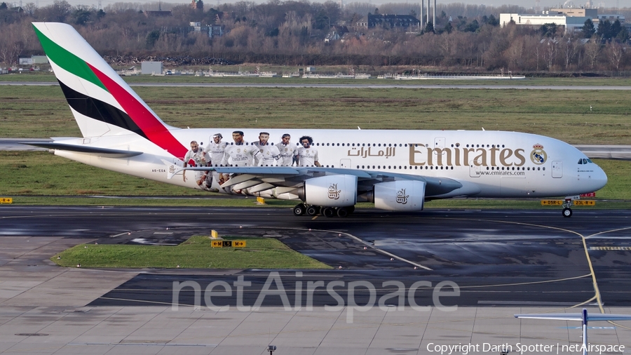 Emirates Airbus A380-861 (A6-EOA) | Photo 233656