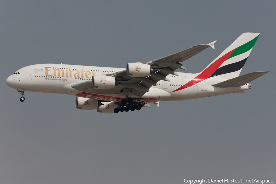 Emirates Airbus A380-861 (A6-EOA) | Photo 416048