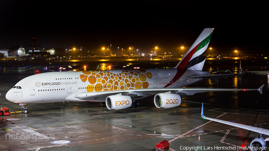 Emirates Airbus A380-861 (A6-EOA) | Photo 283382
