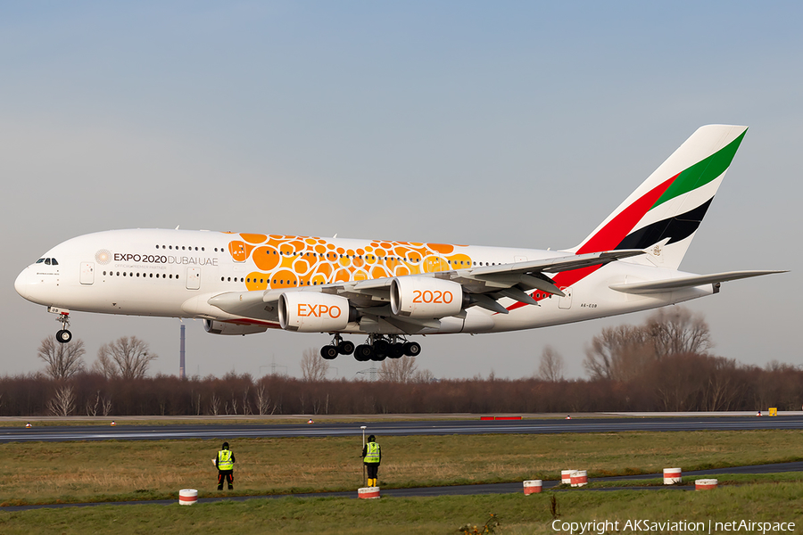 Emirates Airbus A380-861 (A6-EOB) | Photo 285808