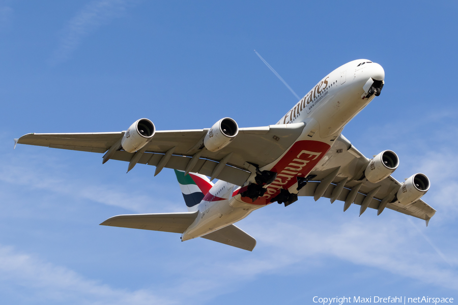 Emirates Airbus A380-861 (A6-EOB) | Photo 517906
