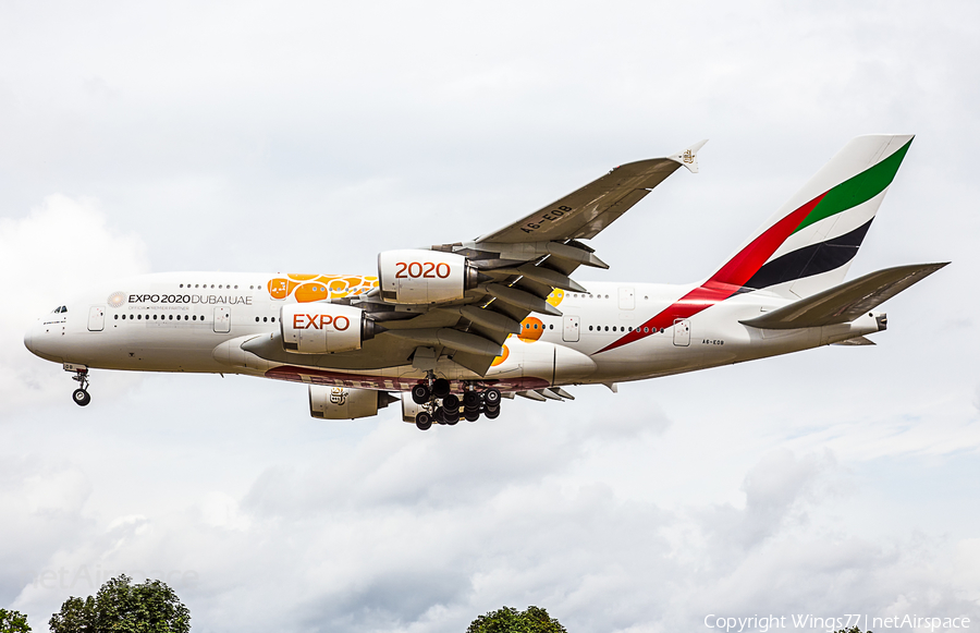 Emirates Airbus A380-861 (A6-EOB) | Photo 348206