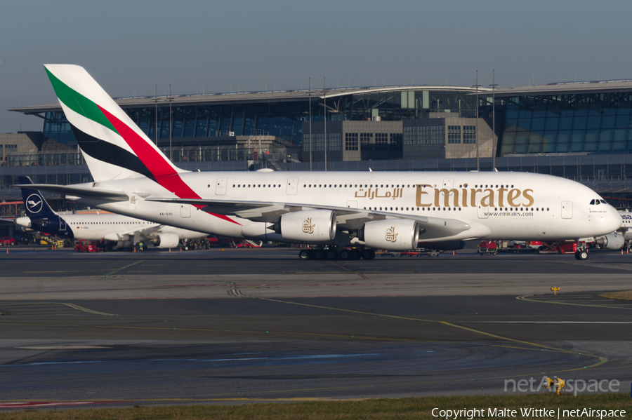 Emirates Airbus A380-861 (A6-EOC) | Photo 485109