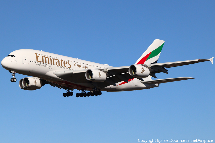 Emirates Airbus A380-861 (A6-EOC) | Photo 510297