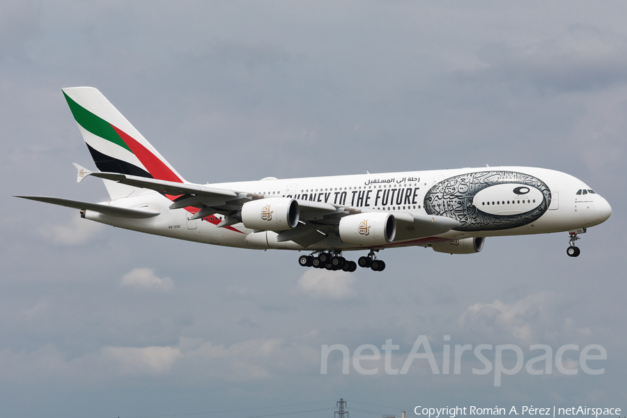 Emirates Airbus A380-861 (A6-EOD) | Photo 594944