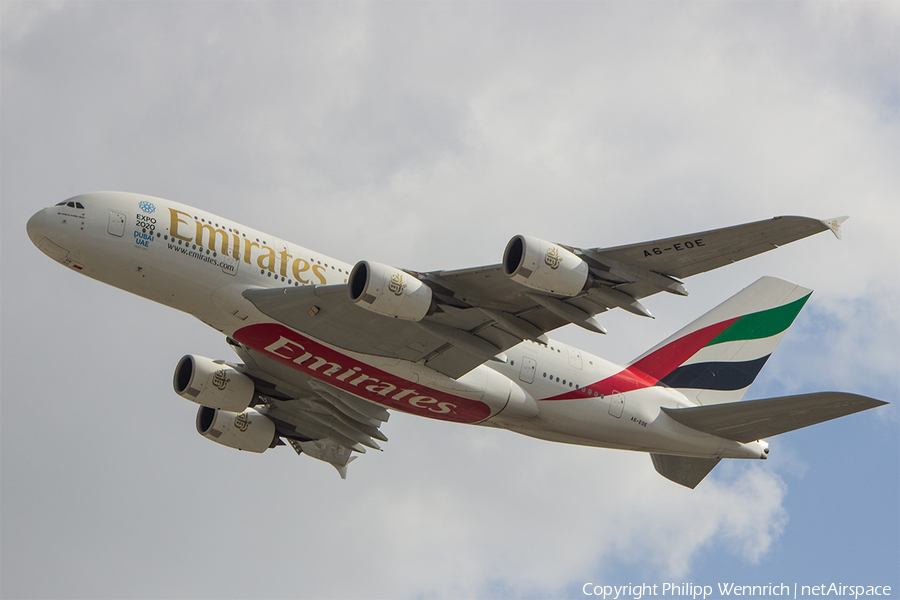 Emirates Airbus A380-861 (A6-EOE) | Photo 97824
