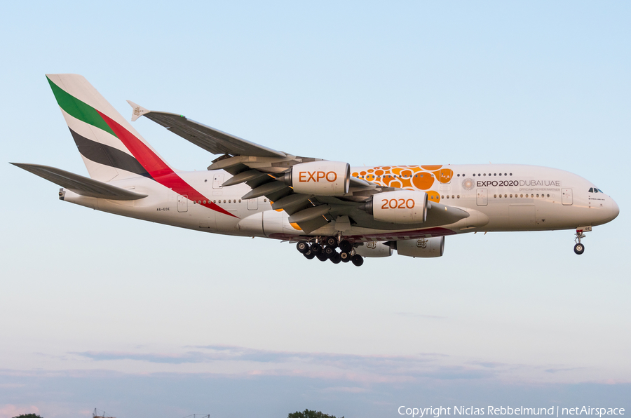 Emirates Airbus A380-861 (A6-EOE) | Photo 343304