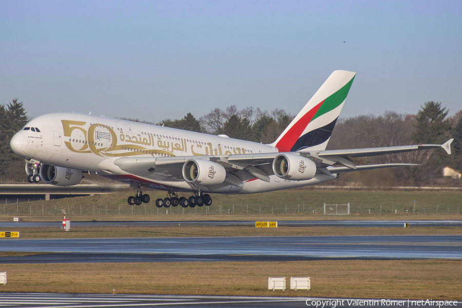 Emirates Airbus A380-861 (A6-EOE) | Photo 489517