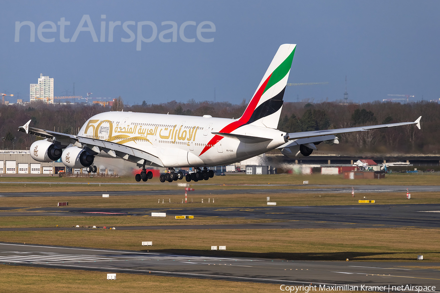 Emirates Airbus A380-861 (A6-EOE) | Photo 521118