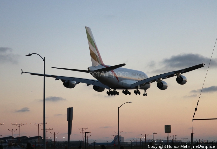 Emirates Airbus A380-861 (A6-EOE) | Photo 516163