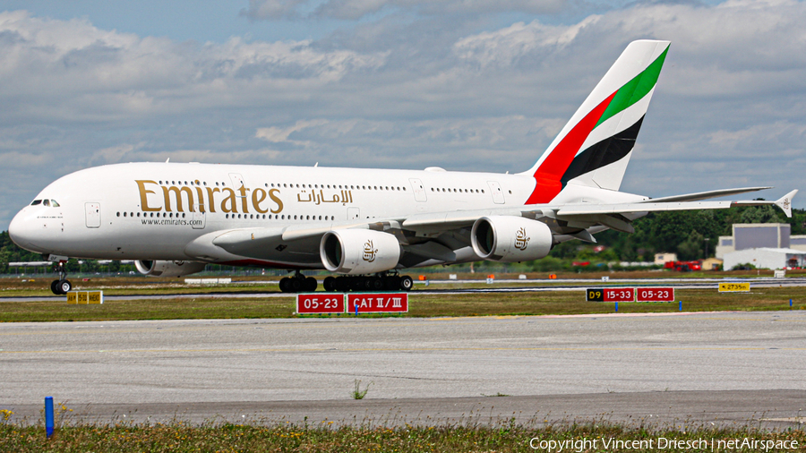 Emirates Airbus A380-861 (A6-EOF) | Photo 512938