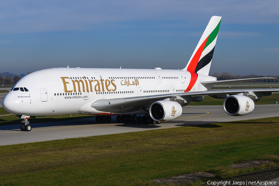 Emirates Airbus A380-861 (A6-EOF) | Photo 537370