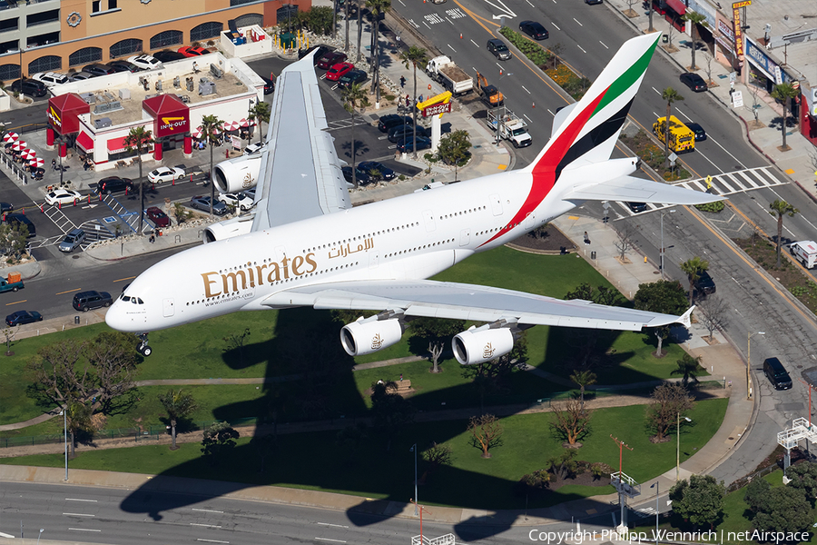 Emirates Airbus A380-861 (A6-EOG) | Photo 312605