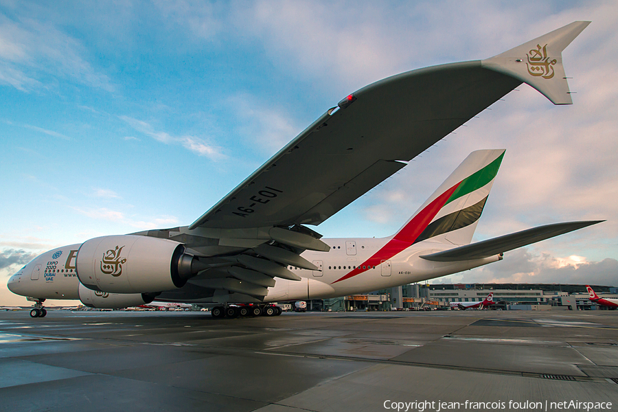 Emirates Airbus A380-861 (A6-EOI) | Photo 140850