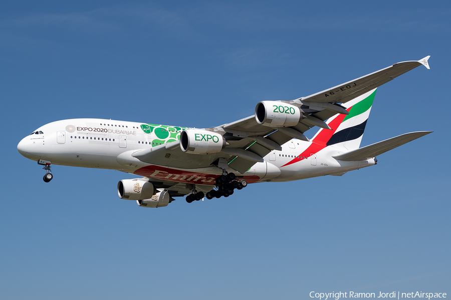 Emirates Airbus A380-861 (A6-EOJ) | Photo 349860
