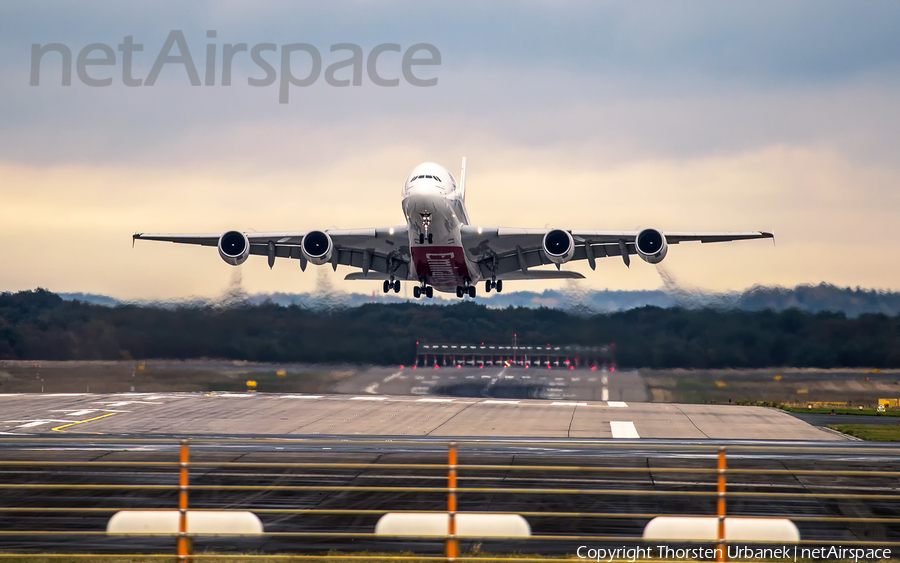 Emirates Airbus A380-861 (A6-EOJ) | Photo 128698