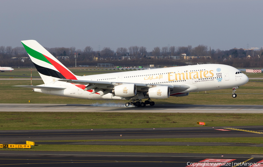 Emirates Airbus A380-861 (A6-EOK) | Photo 422813