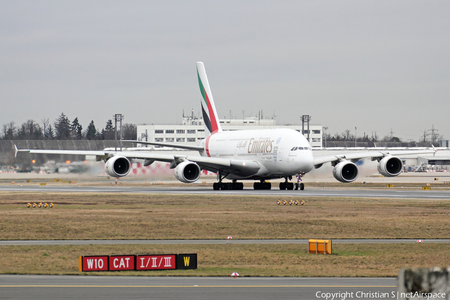 Emirates Airbus A380-861 (A6-EOK) | Photo 215598