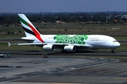 Emirates Airbus A380-861 (A6-EOK) at  Johannesburg - O.R.Tambo International, South Africa