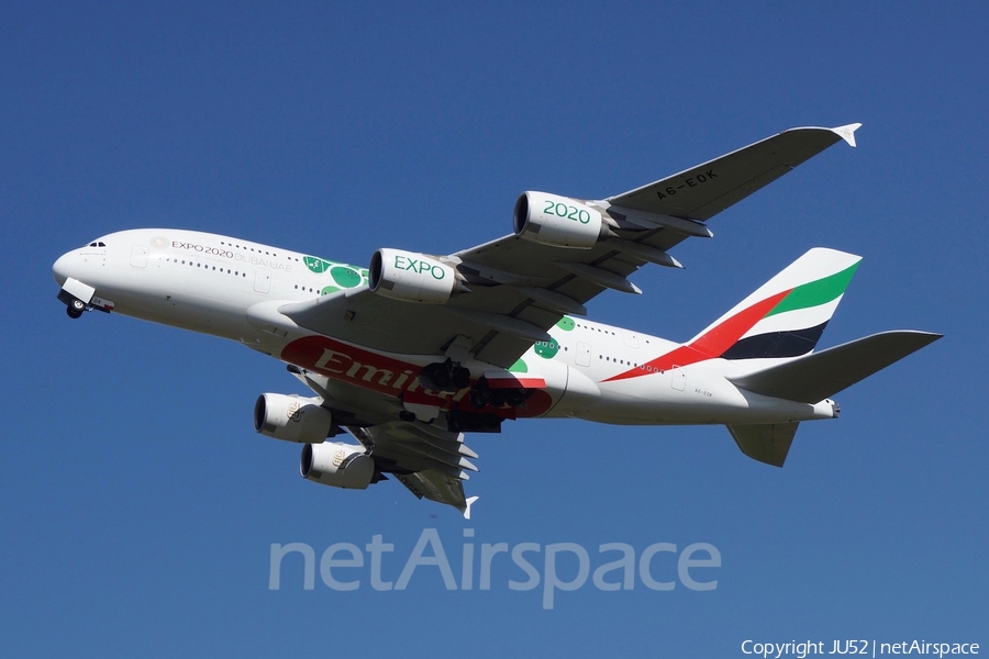 Emirates Airbus A380-861 (A6-EOK) | Photo 325322