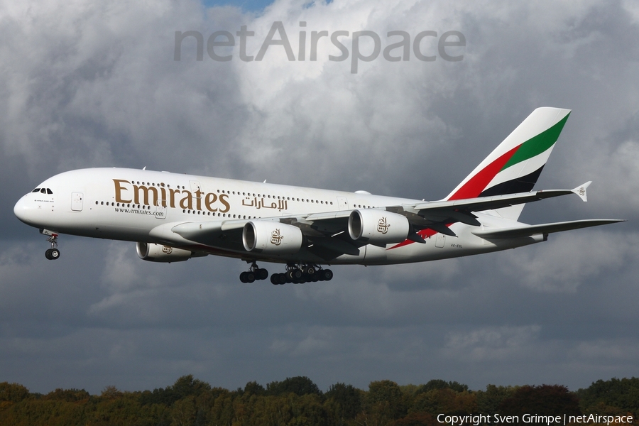 Emirates Airbus A380-861 (A6-EOL) | Photo 535713