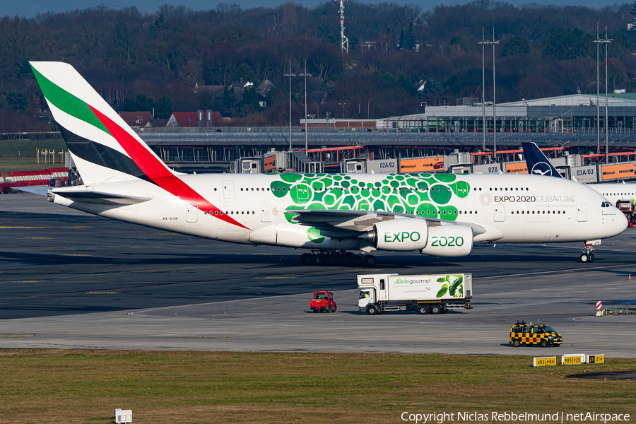 Emirates Airbus A380-861 (A6-EON) | Photo 489037