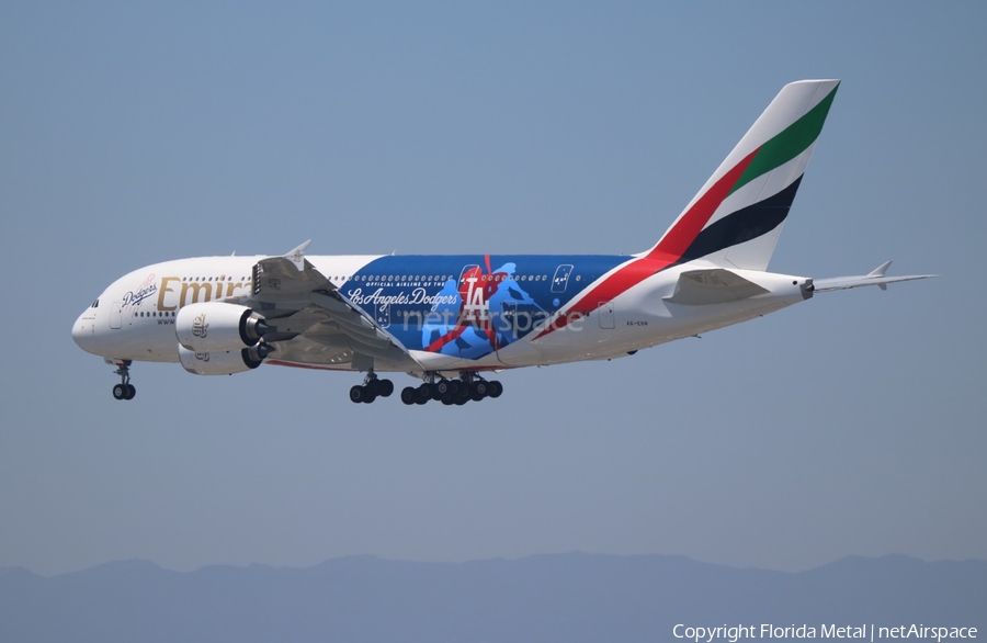 Emirates Airbus A380-861 (A6-EON) | Photo 435053