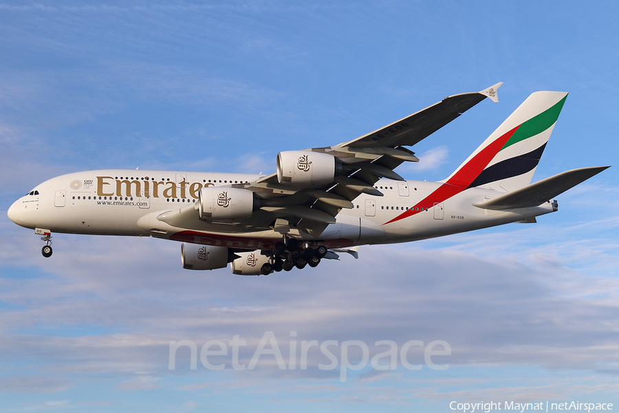 Emirates Airbus A380-861 (A6-EOO) | Photo 363634