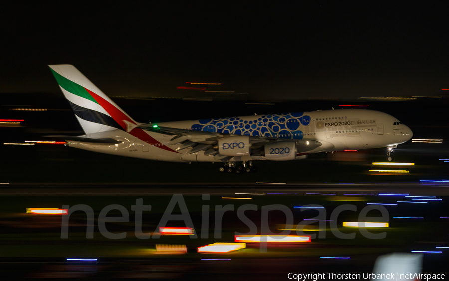 Emirates Airbus A380-861 (A6-EOS) | Photo 359635