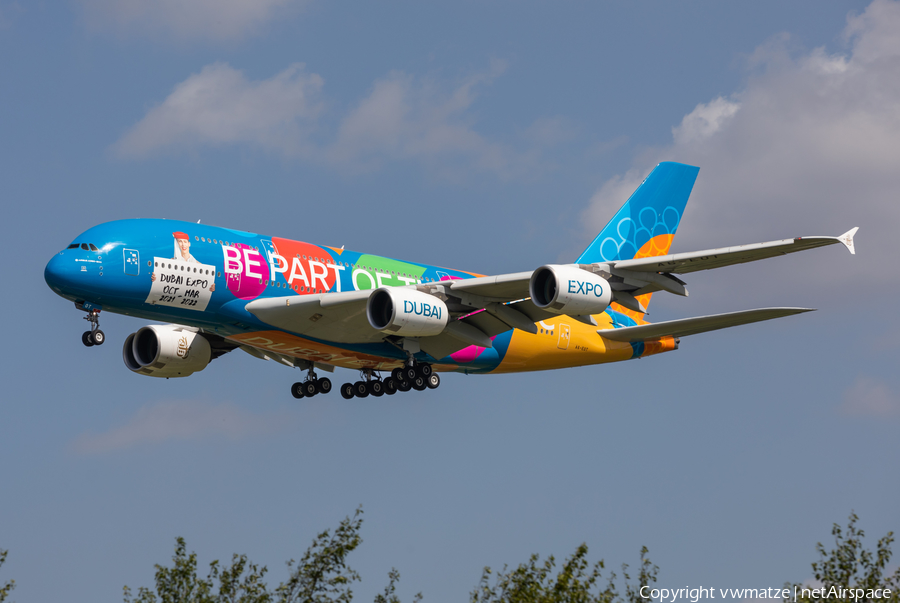 Emirates Airbus A380-861 (A6-EOT) | Photo 508433