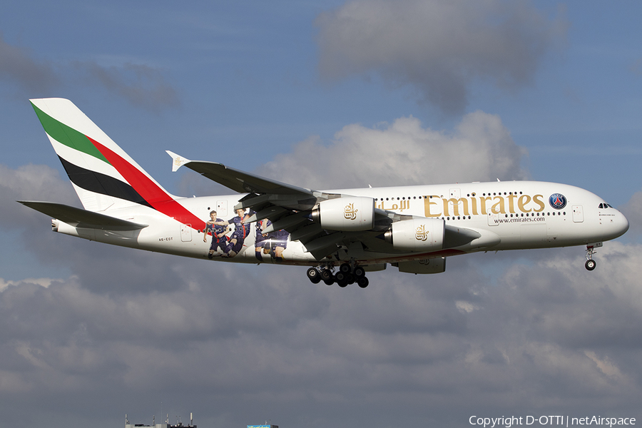 Emirates Airbus A380-861 (A6-EOT) | Photo 530031