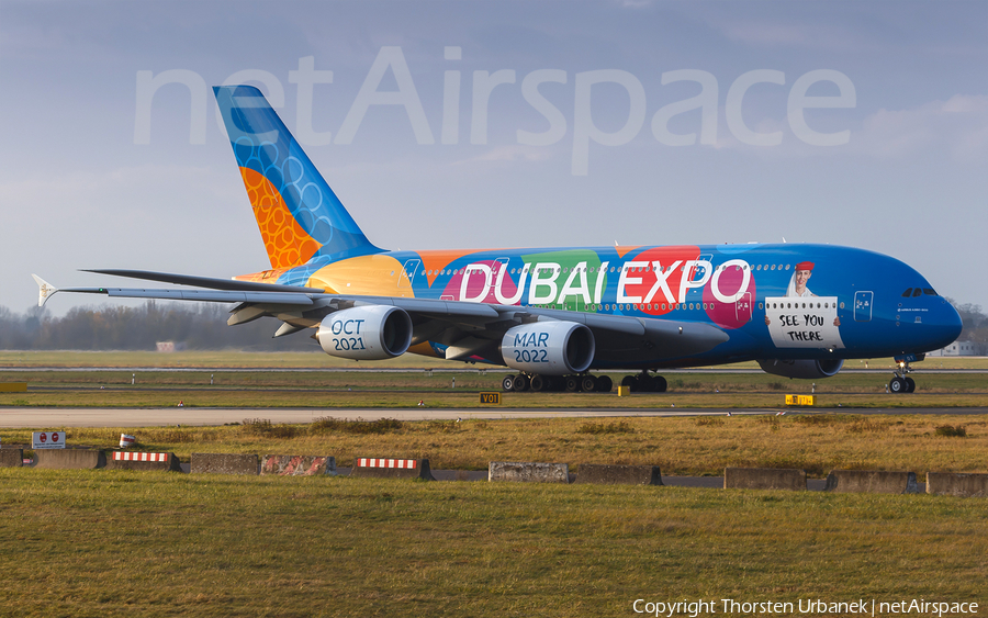 Emirates Airbus A380-861 (A6-EOT) | Photo 481968