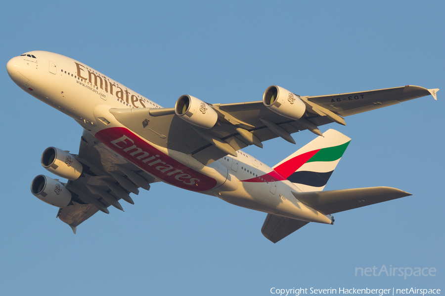 Emirates Airbus A380-861 (A6-EOT) | Photo 198913