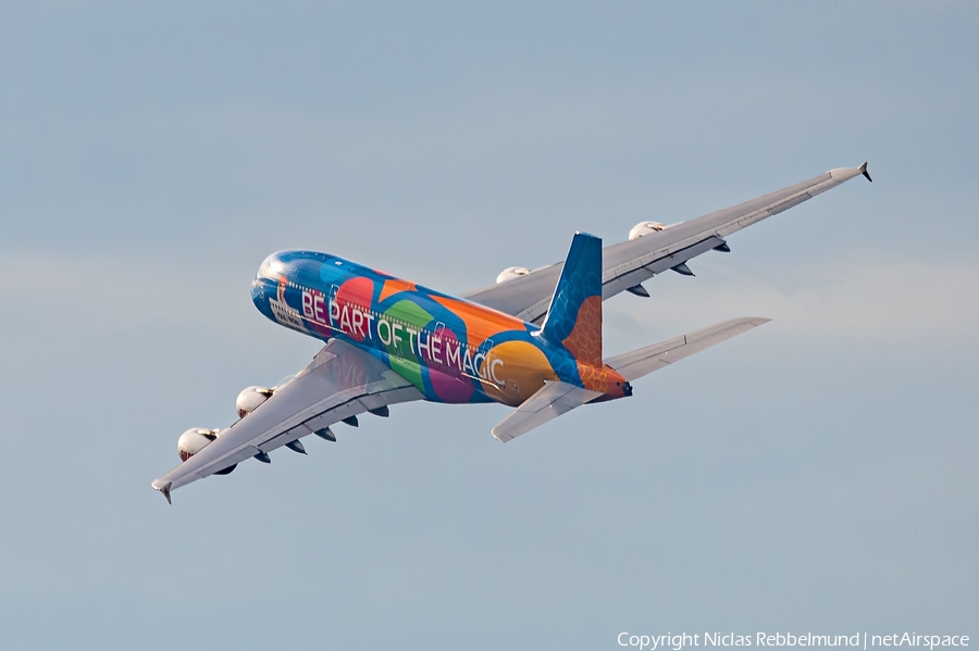 Emirates Airbus A380-861 (A6-EOT) | Photo 611691
