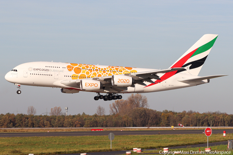 Emirates Airbus A380-861 (A6-EOU) | Photo 489806