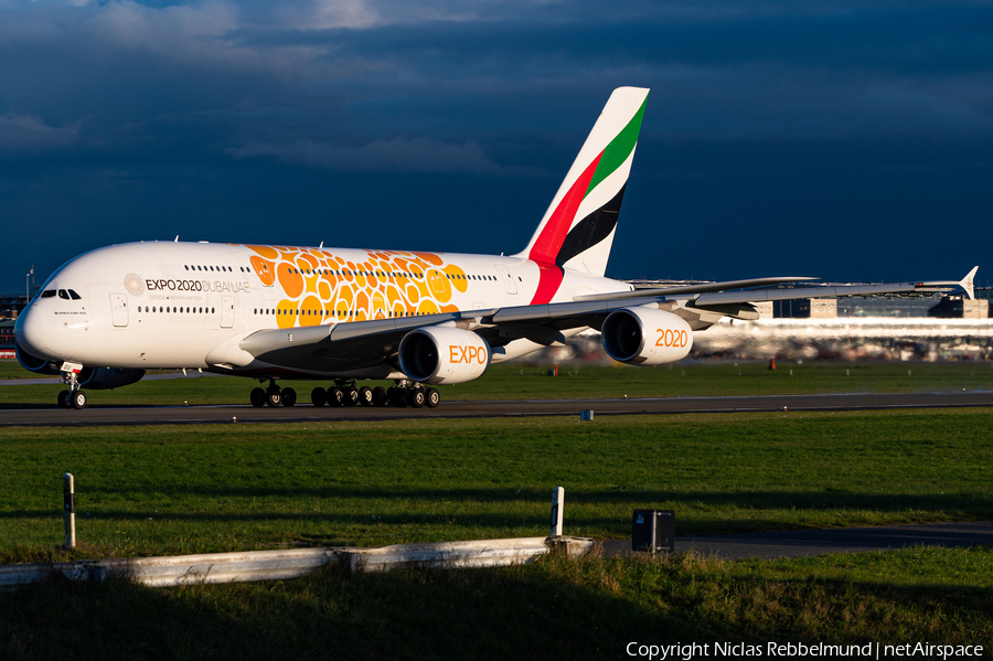 Emirates Airbus A380-861 (A6-EOU) | Photo 479067