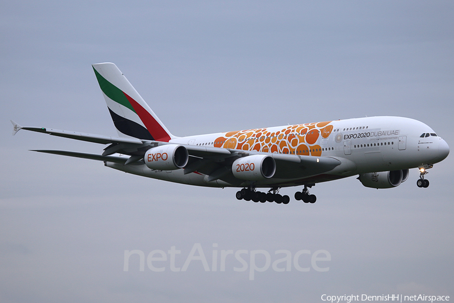 Emirates Airbus A380-861 (A6-EOU) | Photo 444125