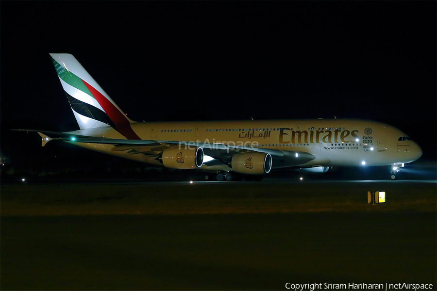 Emirates Airbus A380-861 (A6-EOV) | Photo 102083