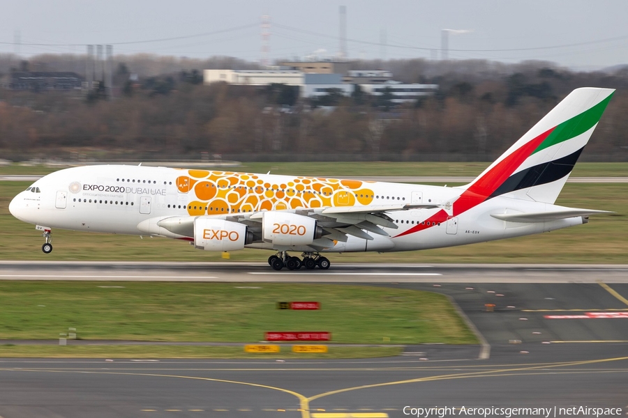 Emirates Airbus A380-861 (A6-EOV) | Photo 393841