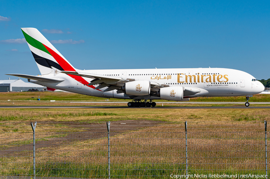 Emirates Airbus A380-861 (A6-EOV) | Photo 513259