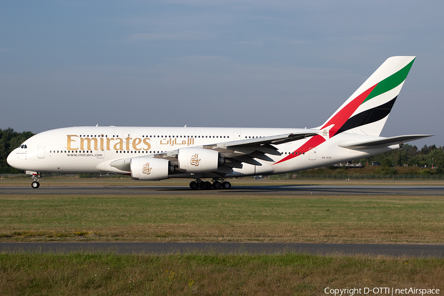 Emirates Airbus A380-861 (A6-EOV) | Photo 518393