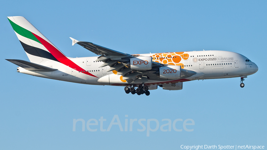 Emirates Airbus A380-861 (A6-EOV) | Photo 371658
