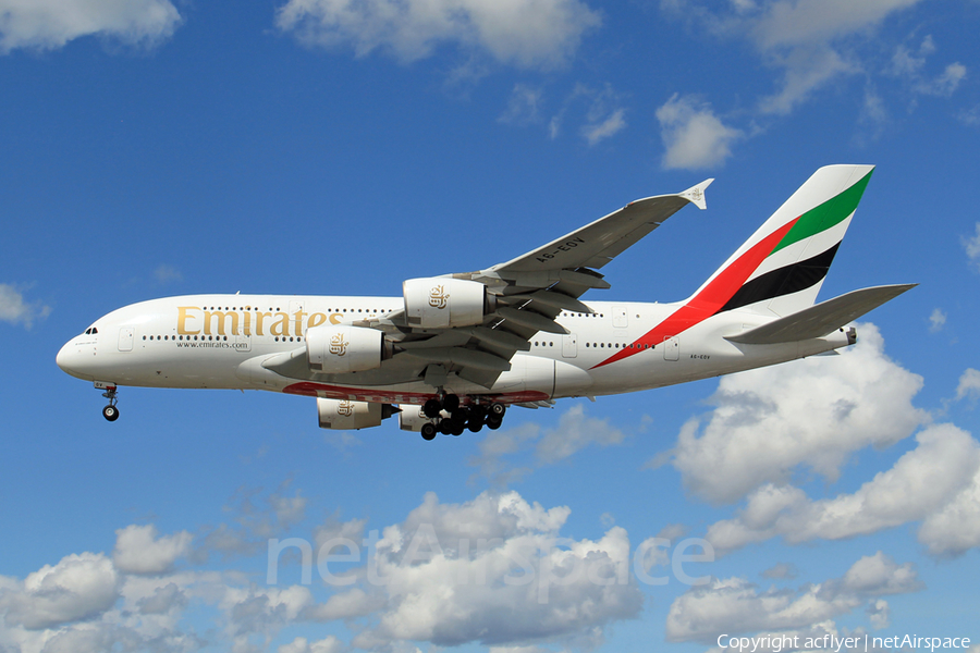 Emirates Airbus A380-861 (A6-EOV) | Photo 581460