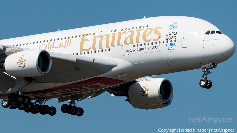 Emirates Airbus A380-861 (A6-EOW) | Photo 359346