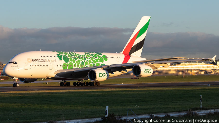 Emirates Airbus A380-861 (A6-EOW) | Photo 481645