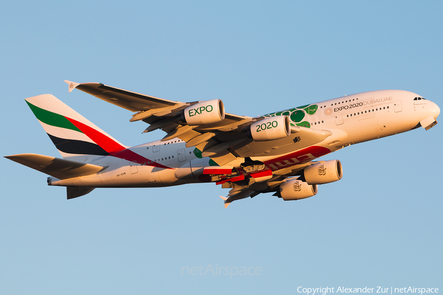 Emirates Airbus A380-861 (A6-EOW) | Photo 344399