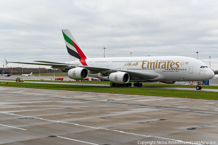 Emirates Airbus A380-861 (A6-EOZ) | Photo 481611