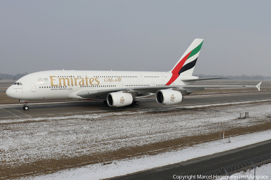 Emirates Airbus A380-861 (A6-EOZ) | Photo 226167