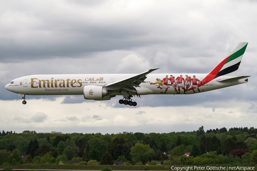 Emirates Boeing 777-31H(ER) (A6-EPA) | Photo 108635