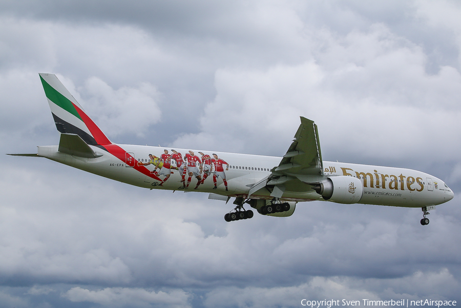 Emirates Boeing 777-31H(ER) (A6-EPA) | Photo 108638